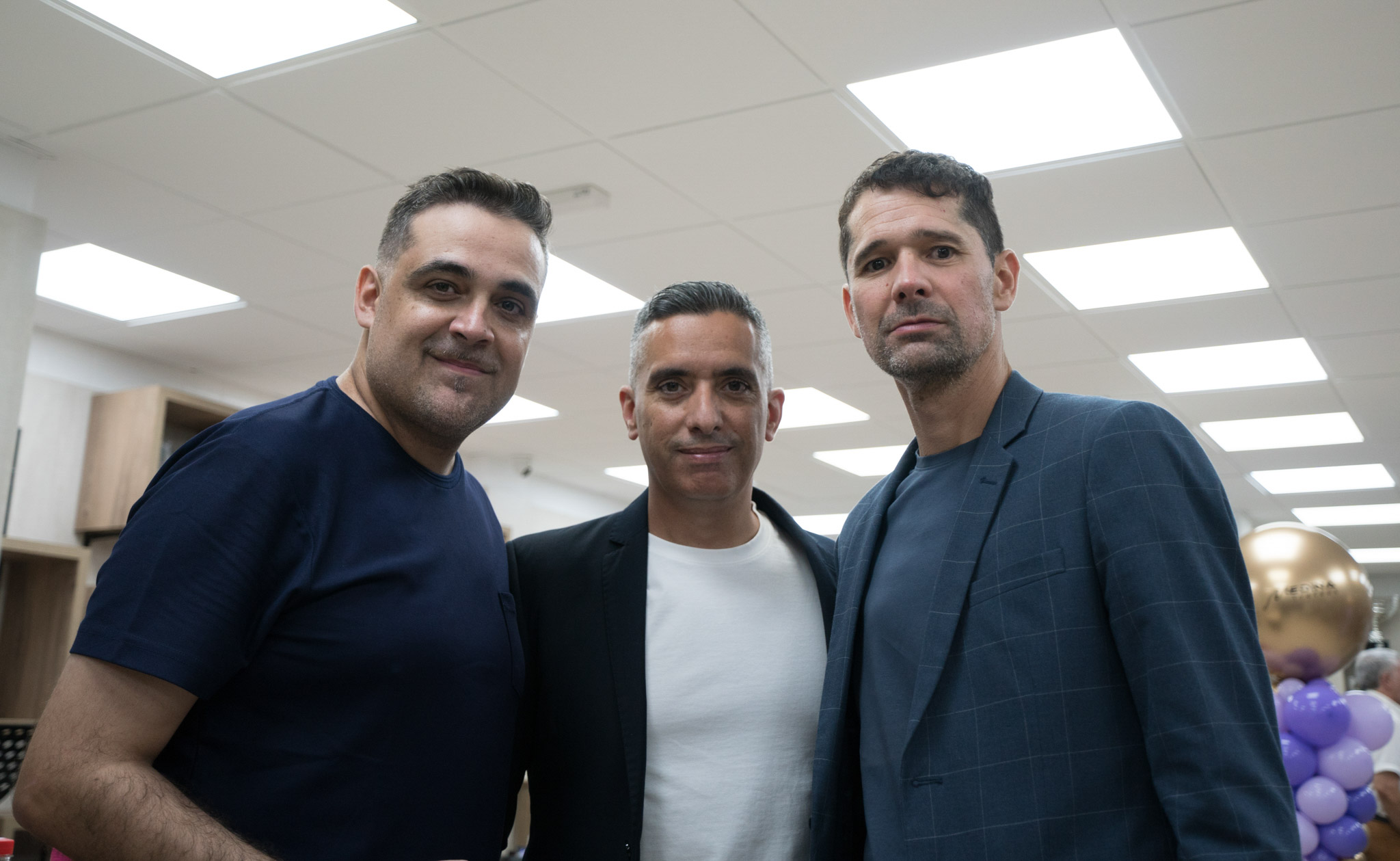 Chris Almeida, Juan Hierro y David del Toro
